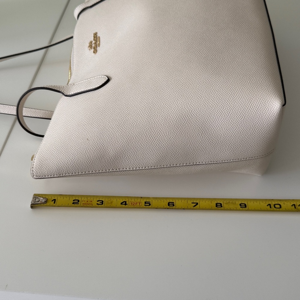 EUC Coach Outlet Zip Top Tote. Color: Chalk. - Picture 13 of 15